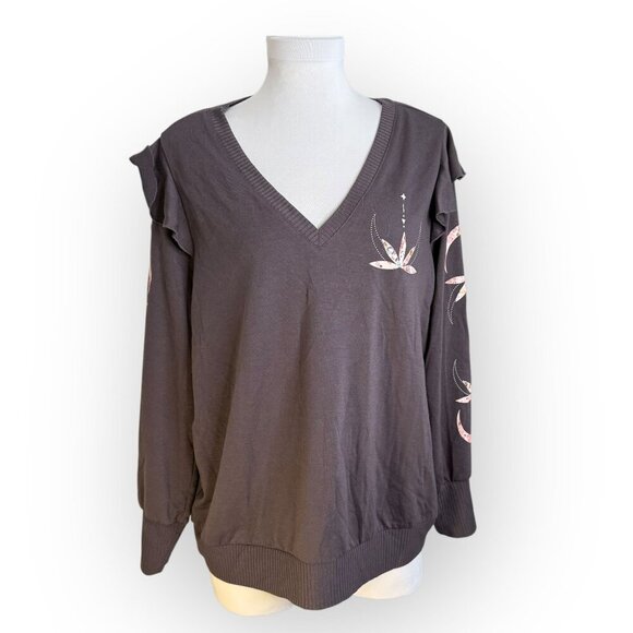 Torrid V-Neck Ruffled‎ Long Sleeve Sweater - Picture 1 of 6